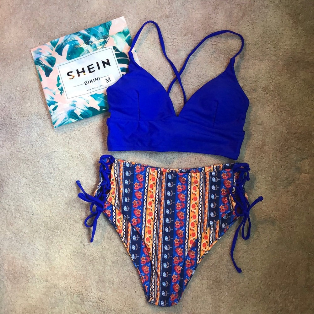 Floral print lace-up back bikini
